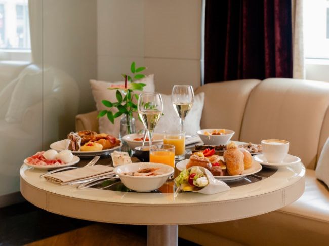 EASTER SUNDAY BRUNCH