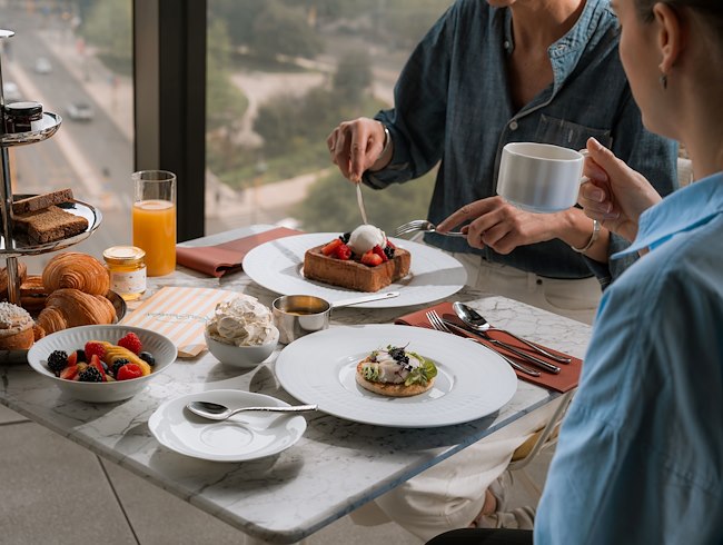 Late Breakfast